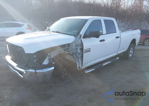 2018 Ram 2500 Tradesman 4X4 8' Box из США, поврежденный, VIN 3C6TR5HT0JG414964